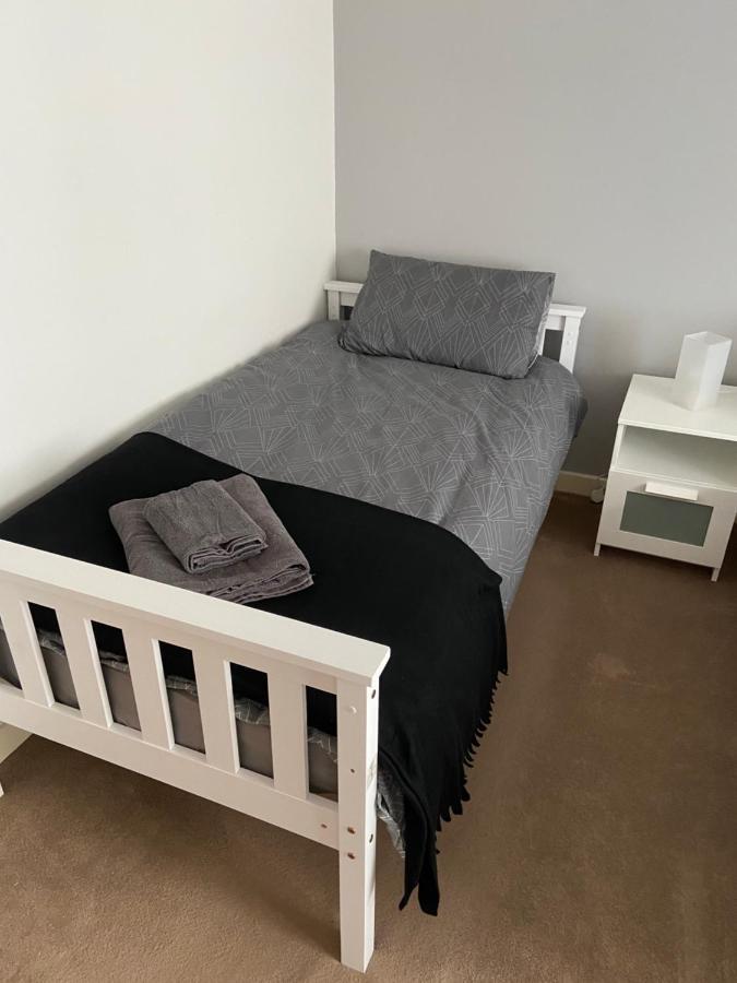 Holiday home Cosy 3-bedroom House, Stones Throw To Weymouth